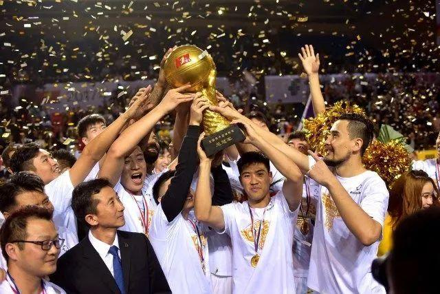 希勒：穆里尼奥未来1年内重回英超 我一点不吃惊