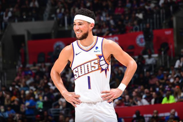 库里缺阵库明加轰33分 勇士险胜火箭终结5连败